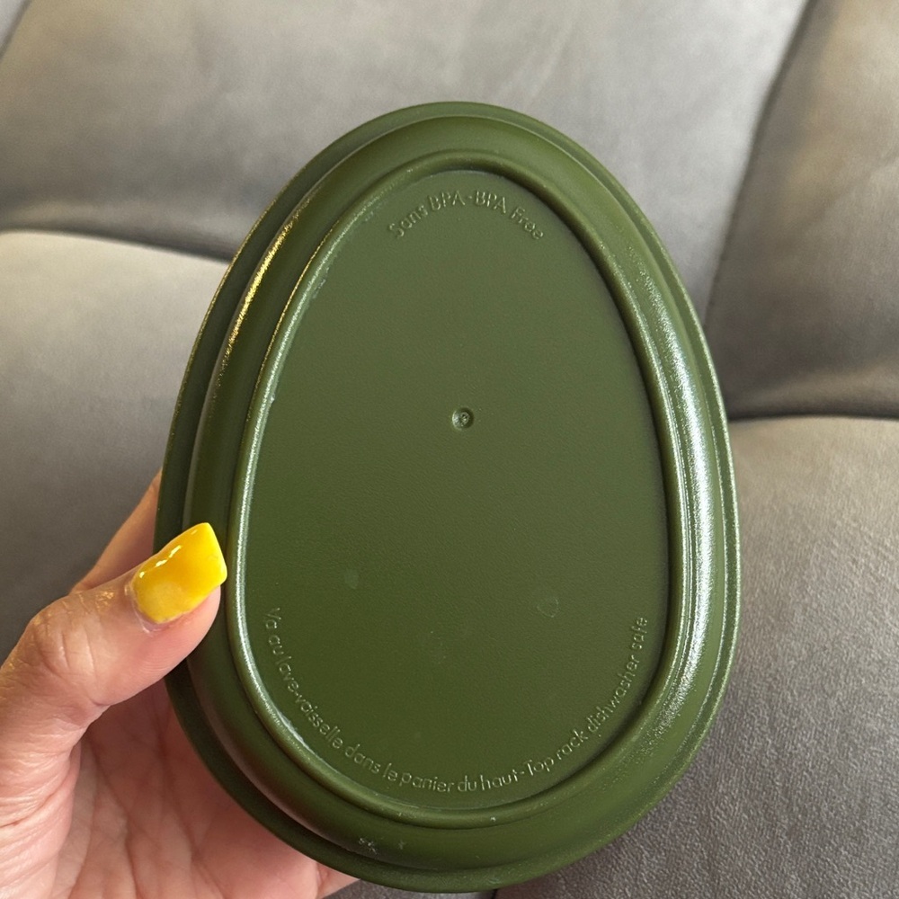 Avocado Container - Picture 2 of 4